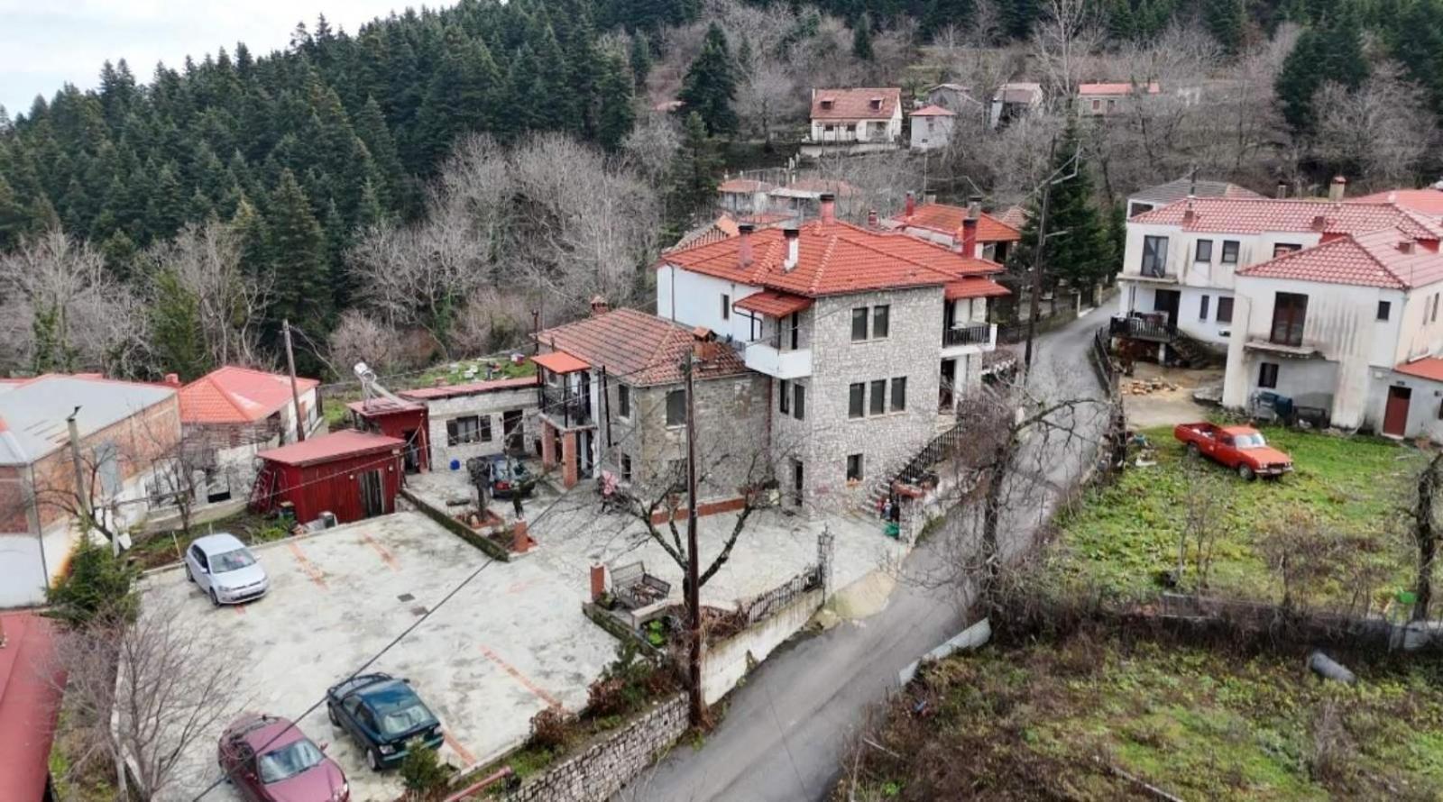 Guesthouse Petrino Pezoúla Exteriér fotografie