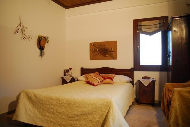 Guesthouse Petrino Pezoúla Pokoj fotografie