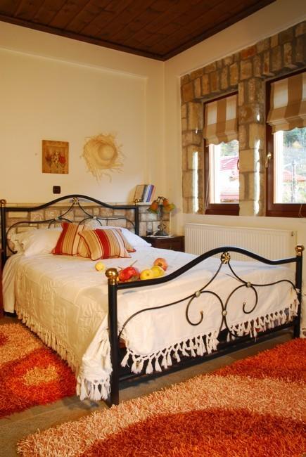Guesthouse Petrino Pezoúla Pokoj fotografie